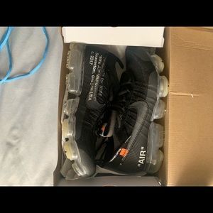 Off white vapor Max’s